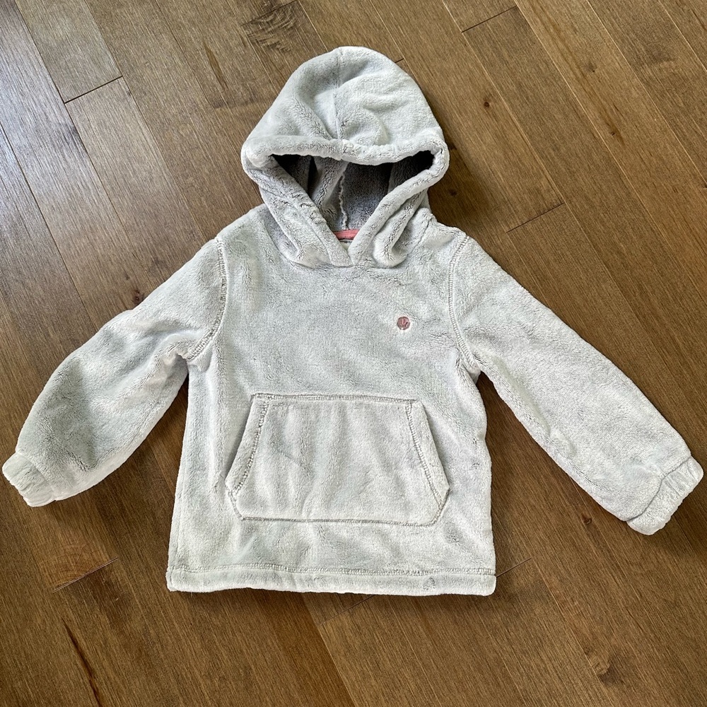 Cozy Fatface hoodie - size 4/5